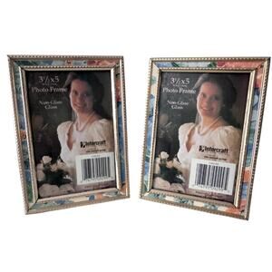 Vintage Intercraft 3.5x5" Floral Picture Frames (Pair)